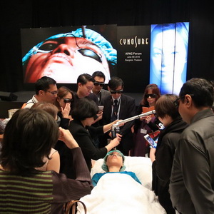 TRẺ HƠN NHỜ THẨM MỸ CÔNG NGHỆ CAO