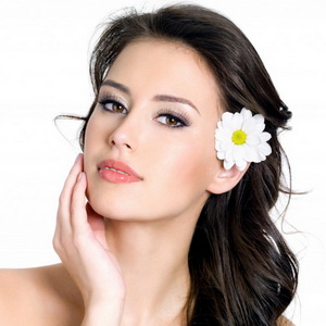 Giao lưu trực tuyến: Làm đẹp an toàn