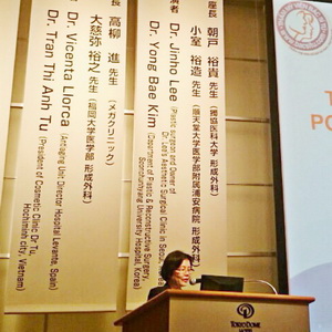 LÀM ĐẸP BẰNG THẨM MỸ NỘI KHOA