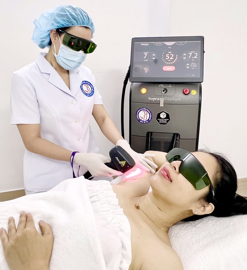 Triệt lông hiệu quả hơn, nhanh hơn…  với Laser SOPRANO TITANIUM