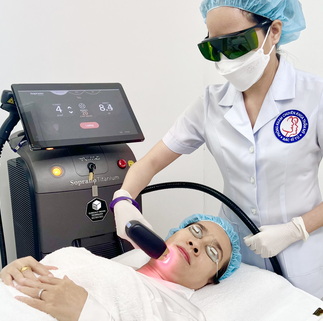 Săn – Sáng da nhanh bằng SOPRANO TITANIUM: Xu hướng đang bùng nổ